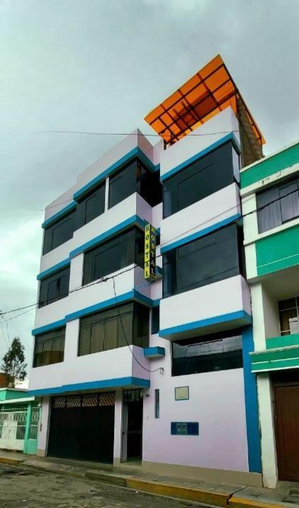 Hostal Los Pinos Huancayo Zewnętrze zdjęcie