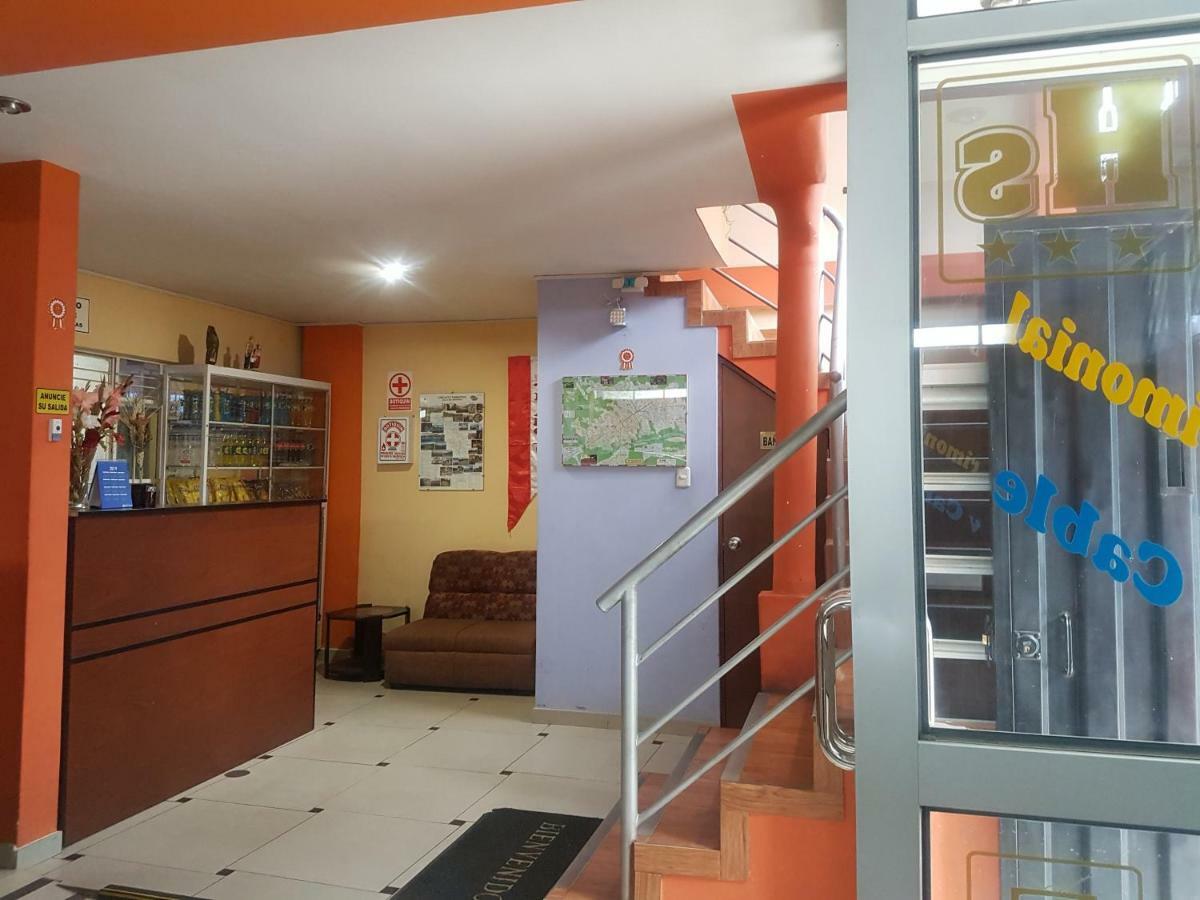 Hostal Los Pinos Huancayo Zewnętrze zdjęcie